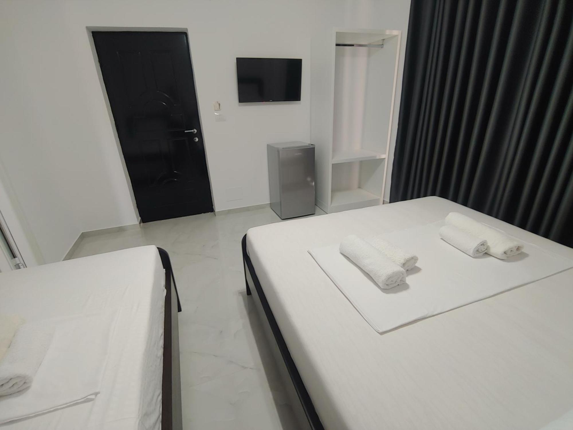 Guesthouse Leo Ksamil Eksteriør billede